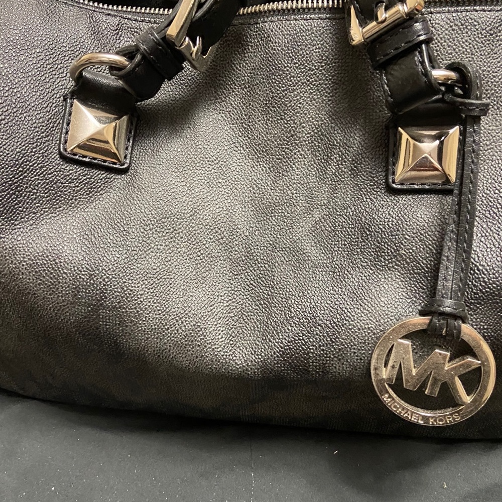 MK purse